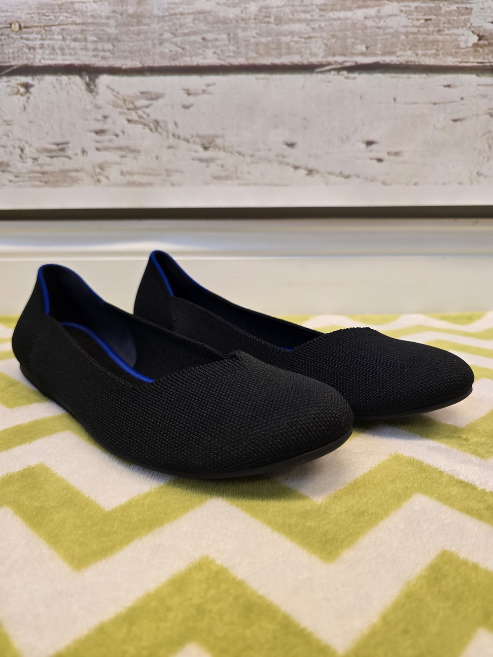 Rothy's Black "The Daily" Knit Slip-On Flats Size: 10